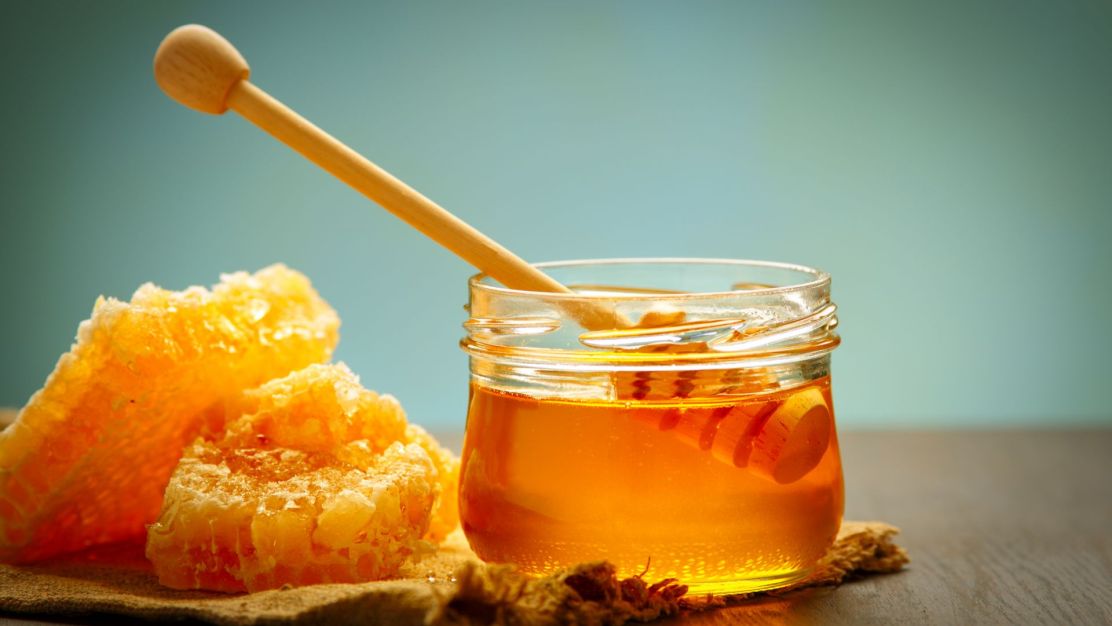 Med – tekoče zlato iz čebeljega panja