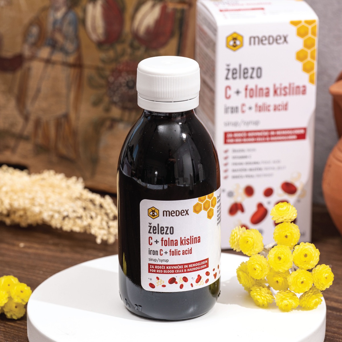 medexov sirup železo C plus folna kislina za rdeče krvničke in hemoglobin v steklenički