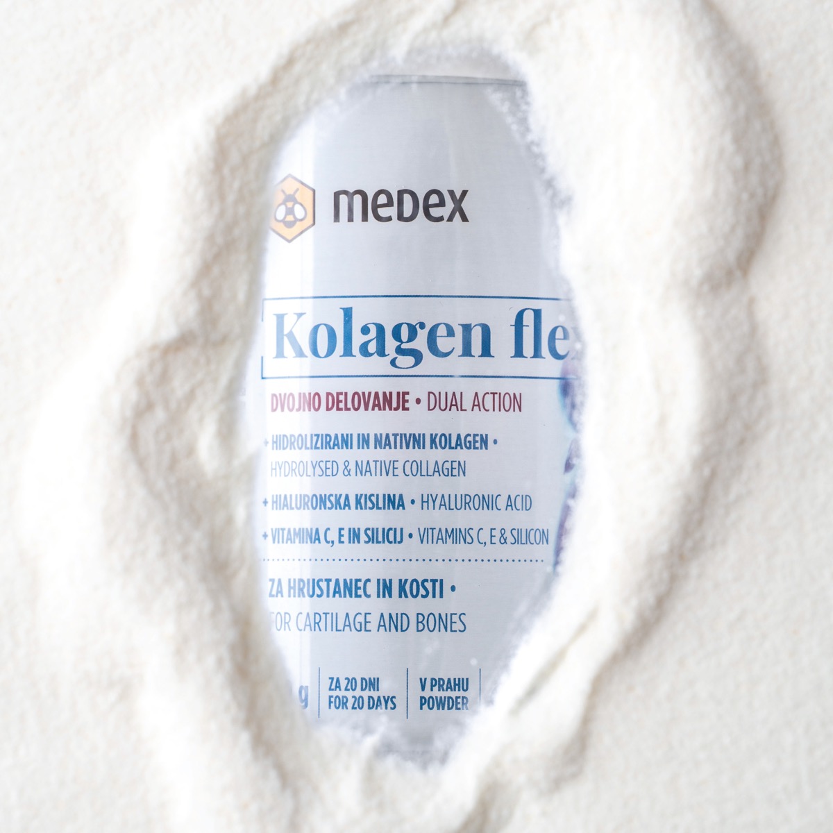 medexov kolagen flex plus z dodanimi vitamini C, E in silicijem za hrustrance in kosti v prahu