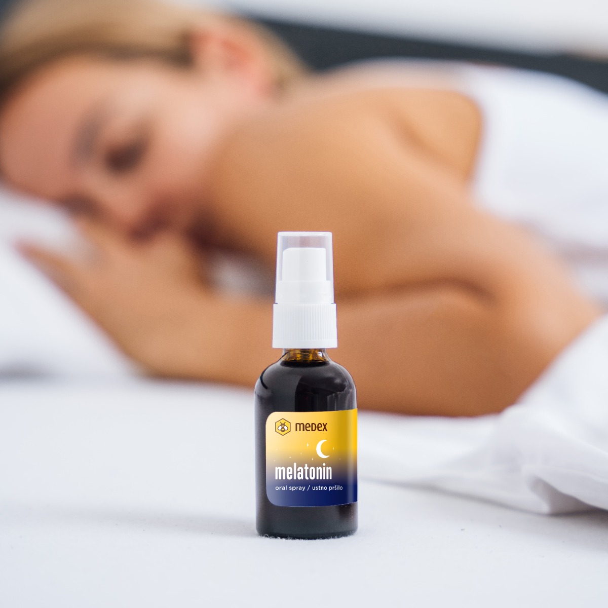 MELATONIN_30ml_17_brez_melise_2000x2000
